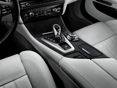 2012 BMW M5 interior