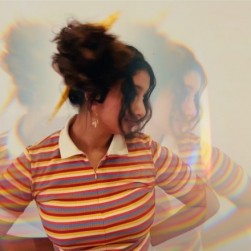 Sabreen Islam  acaba de divulgar seu novo single 