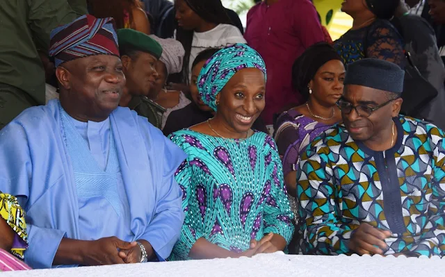 Ambode receives Awolowo family and unveils new 20-feet statue of PA Obafemi Awolowo in Ikeja..