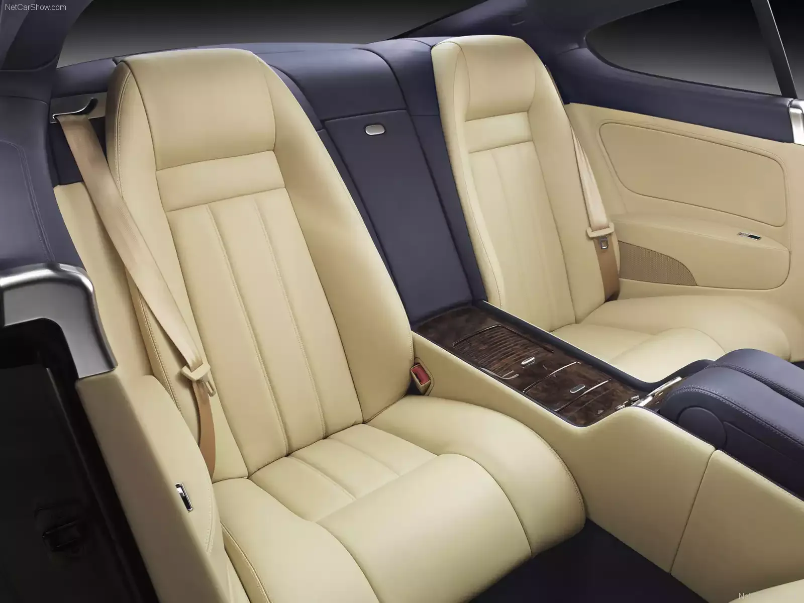 Hình ảnh xe ô tô Bentley Continental GT 2009 & nội ngoại thất