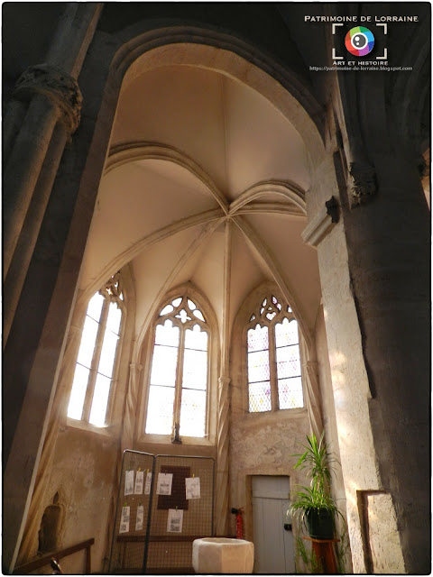 CUSTINES (54) -Eglise Saint-Léger (Intérieur)