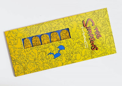 Fashionable discoveries Mac have done The Simpsons nail art stickers.