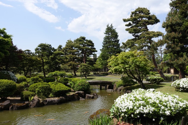 สวนอนุสรณ์ฟูจิตะ (Fujita Memorial Garden: 藤田記念庭園)