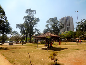 Quiosques no Bosque Maia em Guarulhos