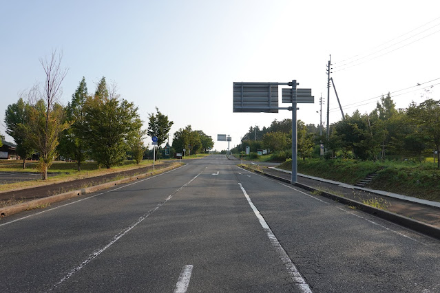 鳥取県西伯郡伯耆町丸山　大山ガーデンプレイス　鳥取県道36号名和岸本線