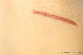 mac whirl lipliner, velvet teddy, nude lips, kylie jenner lips, lip liner, beige, 90s lipliner, mac, whirl lipliner,brown lipliner, swatch, review