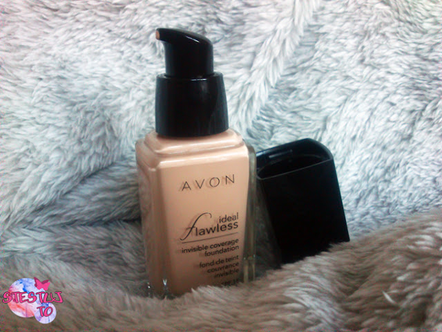 podkład avon z pompką ideal flawless