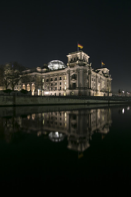 Bundestag di notte-Berlino