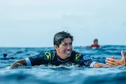 surf30 wsl tahiti pro 2022 Miguel Pupo 22Tahiti RYD 3177 Beatriz Ryder