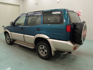 1994 Nissan Mistral 4WD for Uganda