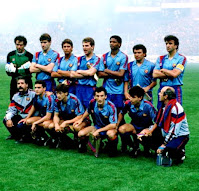 F. C. BARCELONA - Barcelona, España - Temporada 1988-89 - Zubizarreta, Julio Salinas, Lineker, Roberto, Aloisio, Eusebio, Alexanco;  Corbella (utillero), Amor, Urbano, Beguiristain, Milla y Mur (masajista) - F. C. BARCELONA 2 (Julio Salinas y López Recarte), SAMPDORIA 0 - 10/05/1989 - Copa de Europa de Campeones de Copa, final - Berna (Suiza), Wankdorfstadion - El Barça, con Cruyff de entrenador, gana su 3ª Recopa de Europa