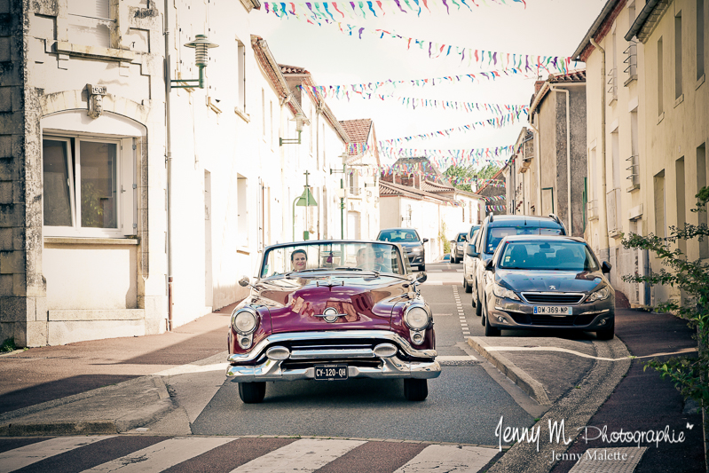 arrivée des mariés belle américaine voiture de collection