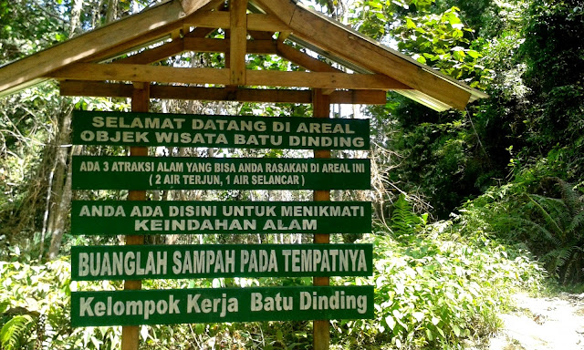 akses batu dinding