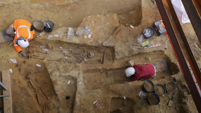 Ανακαλύφθηκε αρχαία νεκρόπολη στην καρδιά του Παρισιού