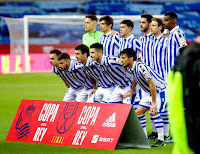 REAL SOCIEDAD DE FÚTBOL DE SAN SEBASTIÁN. Temporada 2020-21. Remiro, Le Normand, Martín Zubimendi, MIkel Merino, Monreal, Isak. Gorosabel, Portu, Oyarzabal, Igor Zubeldia y David Silva, ATHLETIC CLUB DE BILBAO 0 REAL SOCIEDAD DE FÚTBOL DE SAN SEBASTIÁN 1. 04/04/2021. Copa del Rey 2019-20, edición 116ª, final. Sevilla, estadio de La Cartuja. GOLES: 0-1: 63’, Mikel Oyarzabal, de penalti.