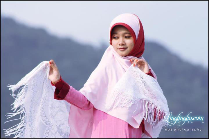 Allisya Cute Kumpulan Gambar  Foto Wanita  Islami 