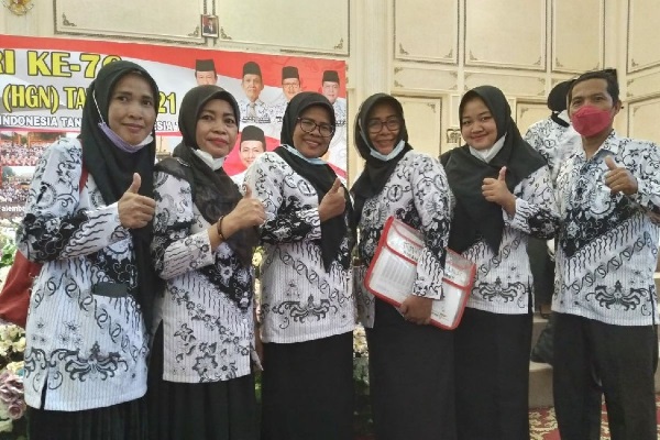 PPPK 2022: Guru Honorer Masa Kerja Minimal 3 Tahun Tidak Dites, Mantap!