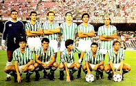 REAL BETIS BALOMPIÉ - Sevilla, España - Temporada 1985-86 - Cervantes, Diego, Calderón, Quico, Alex y Ortega; Parra, Hadzibegic, Gabino, Medina y Romo - F. C. BARCELONA 2 (Amarilla, Alexanco) REAL BETIS BALOMPIÉ 0 - 14/06/1986 - Copa de la Liga, final partido de vuelta - Barcelona, Nou Camp - El Barcelona, que había perdido 1-0 en Sevilla, gana su primera Copa de la Liga de 1ª División