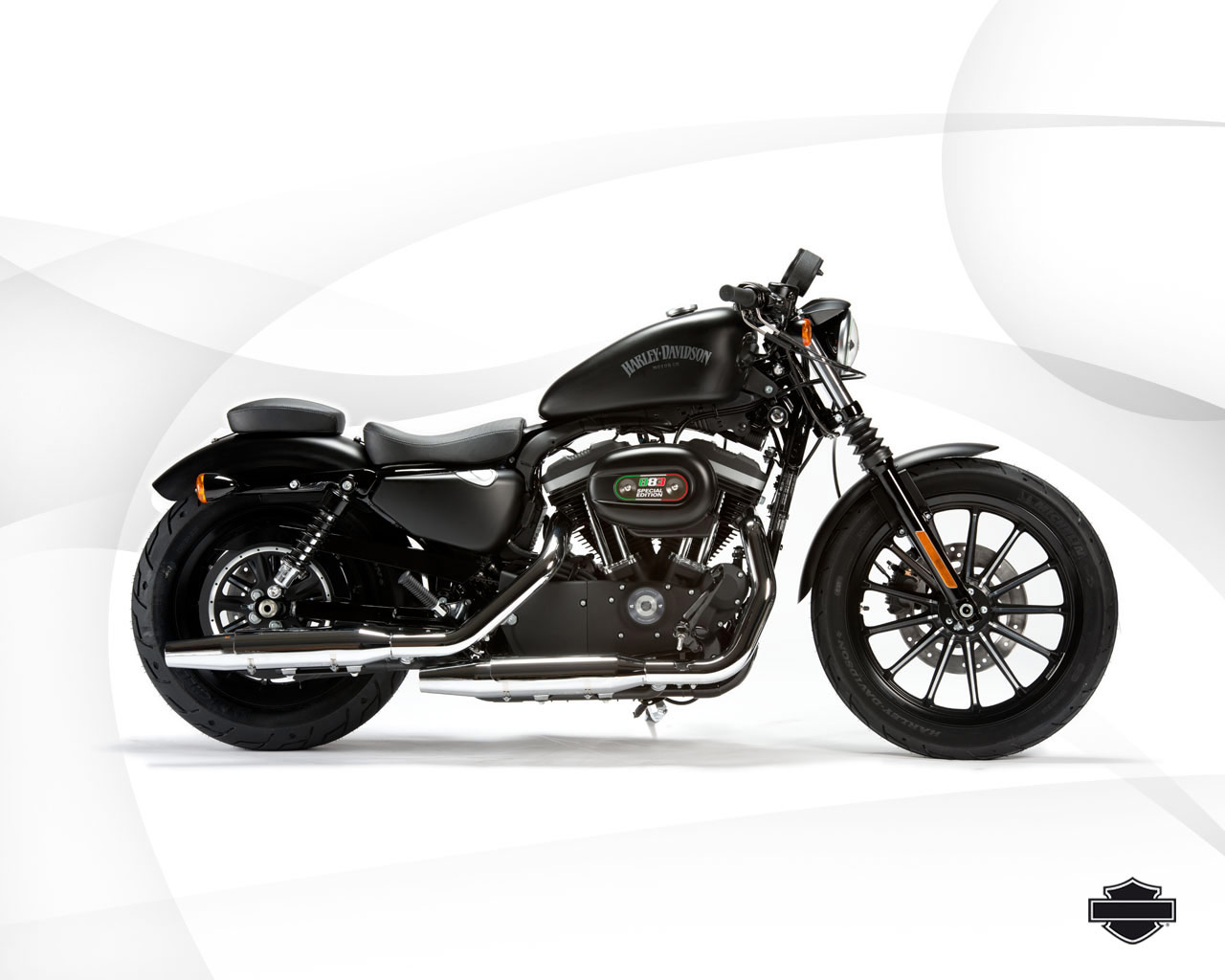 Harley-Davidson - Iron 883 Special Edition | Stuffologist