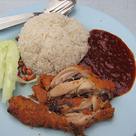 Wak-Kentut-Nasi-Lemak-Kulai-Johor-Malaysia 