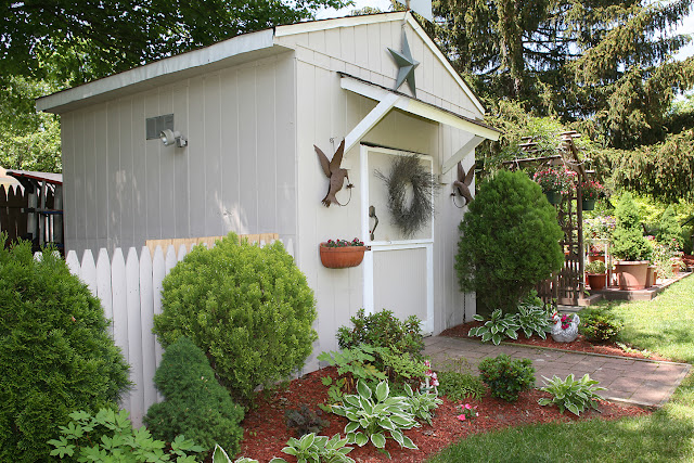 Smart Ways to Pack Your Garden Shed for Winter