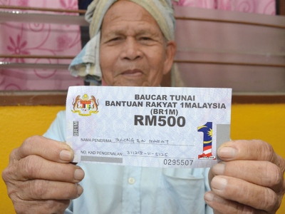 PELAJAR IPT TIDAK BOLEH MENDAPAT KEDUA-DUA INSENTIF