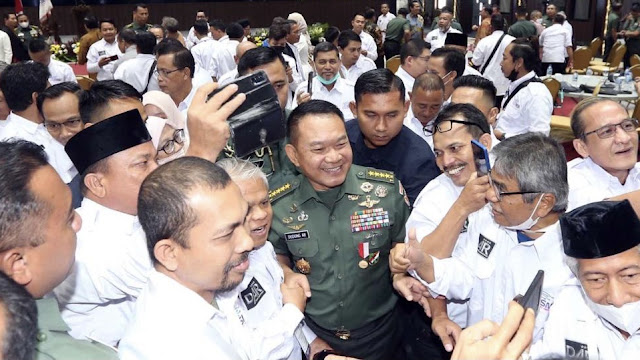 Jenderal Dudung Ulang Tahun, Ketua Umum SMSI Firdaus: Semoga Sehat dan Tercapai Cita-Citanya