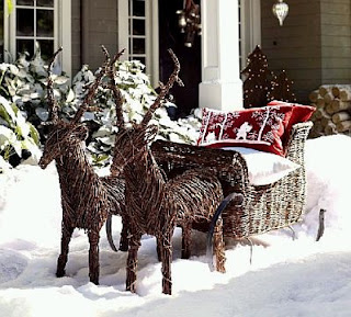 How to decorate the garden at Christmas