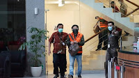 KPK Tetapkan Dua orang tersangka pengadaan mesin giling di Pabrik Gula Djatiroto 