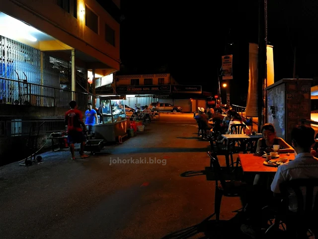 Flying-Wanton-Mee-Seapark-Petaling-Jaya