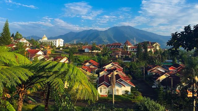 10 Tempat Wisata Terbaik di Jawa Barat Indonesia