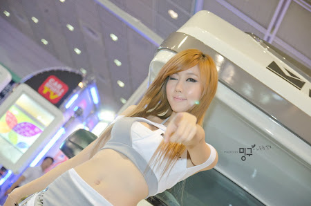 Choi Byul I, Seoul Auto Saloon 2011 (11)