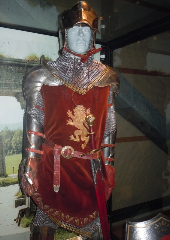 Narnia's Peter battle armour costume