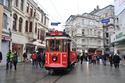 Taksim, Istiklal Cadessi