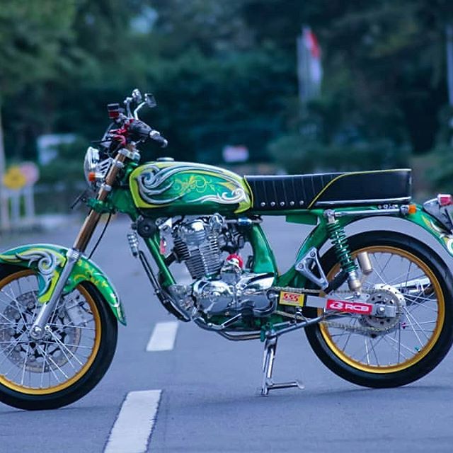 Gambar HD Modifikasi Honda CB 100 Warna Hijau Terbaru