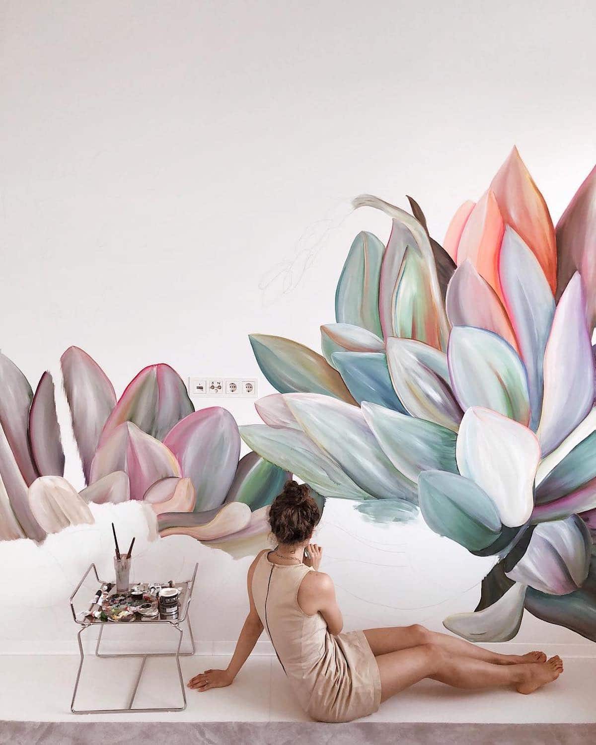 Mesmerizing Flower Murals Turn Ordinary Rooms into Spaces with Blooming Personalities