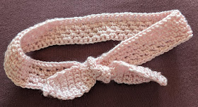 Sweet Nothings Crochet free crochet pattern blog, free crochet pattern for a headband, Photo of the Easy Knotted headband,
