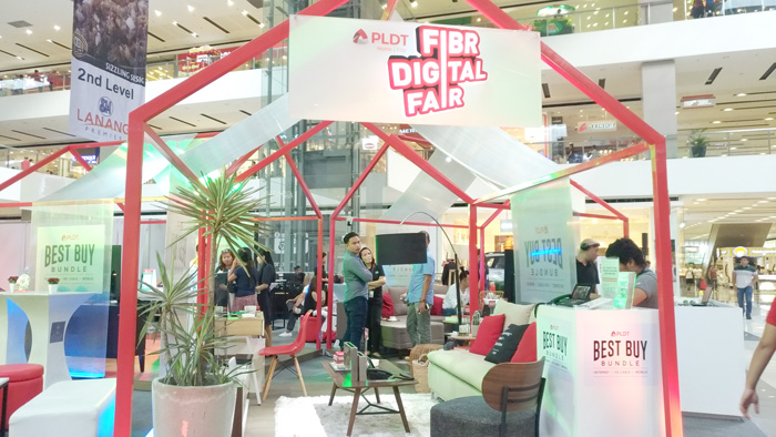 Davao City: PLDT Offers Exclusive Best Buy Bundle Deals at Fibr Digital Fair