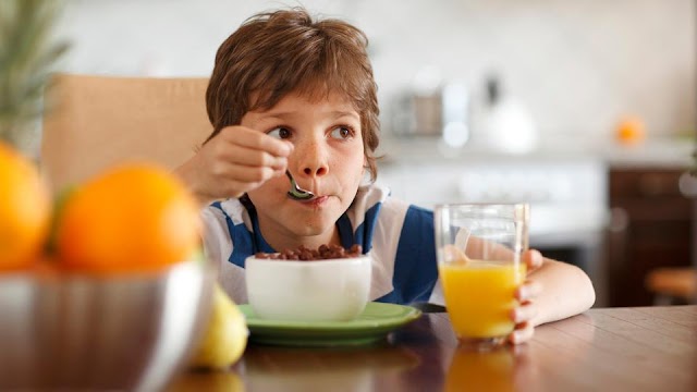 المخاطر التي تصيب الطفل نتيجة اهمال وجبة الافطار