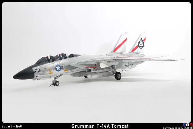 La mise sur roue de la maquette du F-14A Tomcat d'Eduard au 1/48.