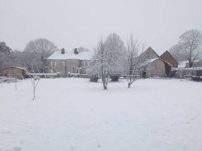 La neige, snow in France