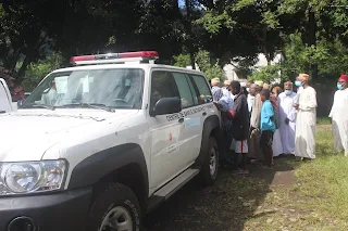 Anjouan : Remise d’une ambulance au district de Tsembehou