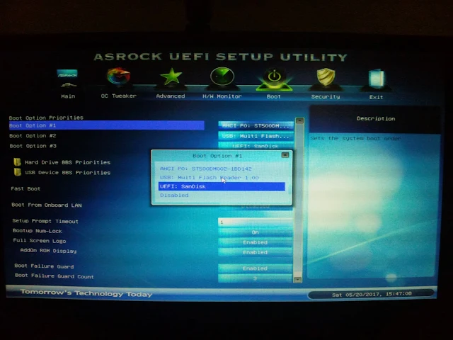 Cambiando boot order en BIOS