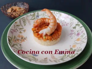 Entrante de cuscús con boniato y langostinos de Sanlúcar
