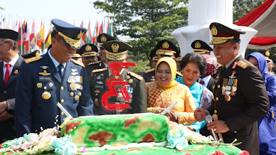 Kapolda Jabar Beri Kejutan Di Hari Peringatan Ultah Ke-73 TNI