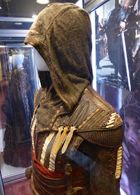 Assassins Creed Aguilar hood costume detail
