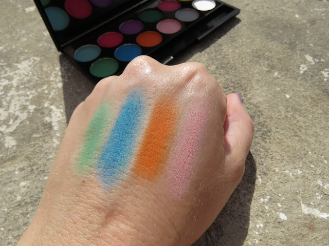 SLEEK Ultra Mattes Brights paletka - swatches