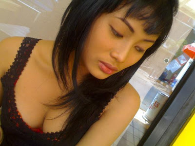 Download Foto Artis on Memek Artis Agnes Monika Jpg Download Gambar   Foto   Zonatrick Com