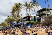 wsl billabong pro pipeline 2023 surf30 Crowd 23Pipe 1126 Brent Bielmann