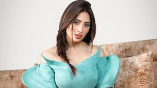 Mahira Sharma images, Mahira Sharma instagram pics download